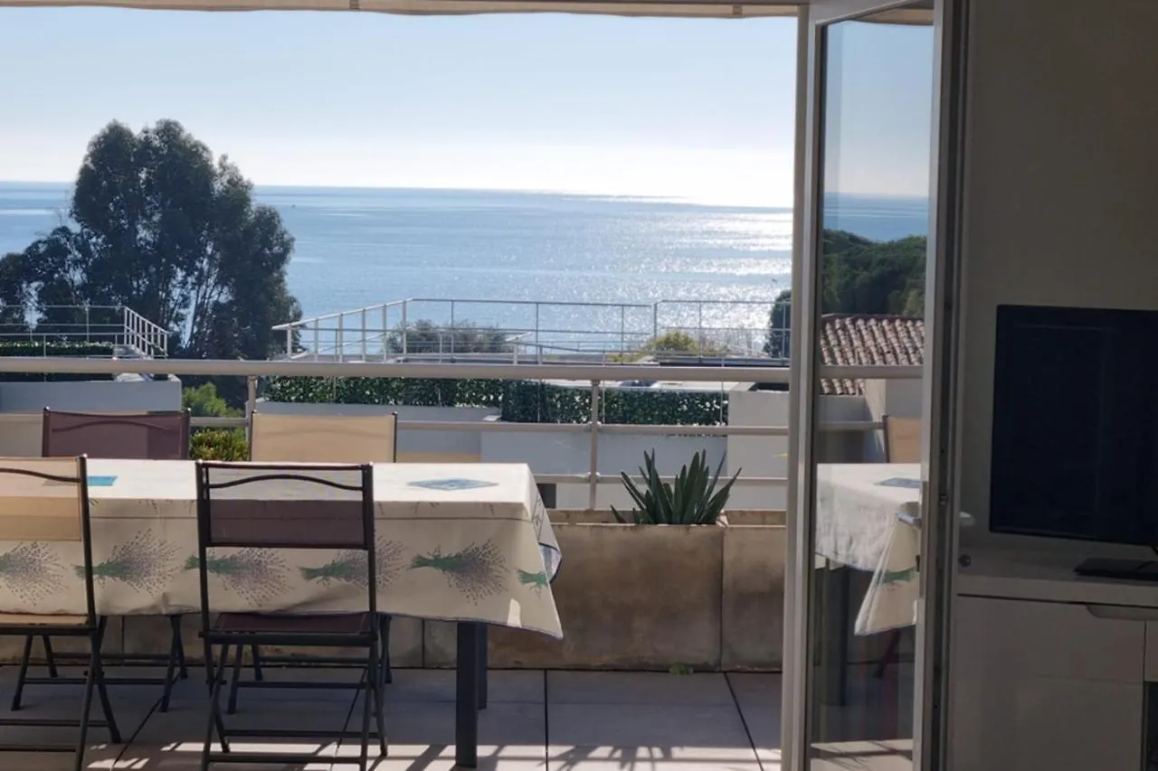 Apt With Pool Magnificent Sea View 80M To Beach Sainte-Maxime France