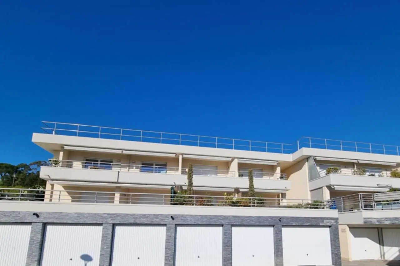 Apt With Pool Magnificent Sea View 80M To Beach Apartment Sainte-Maxime